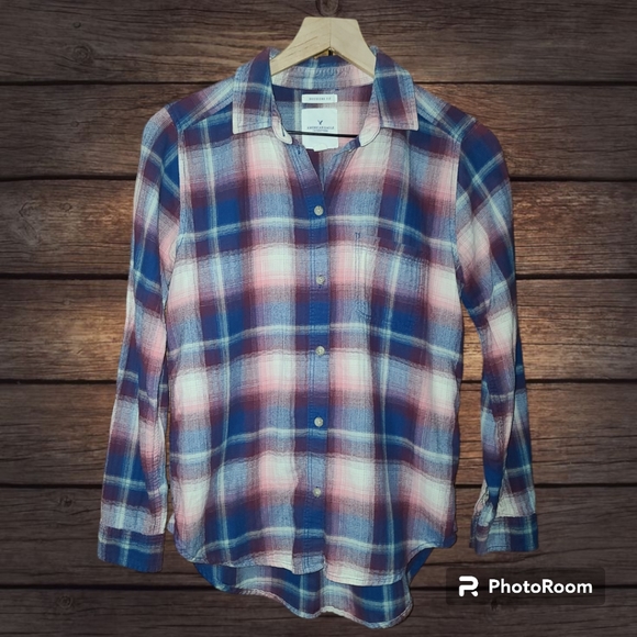 American Eagle Outfitters Tops - American Eagle Oversized Plaid Flannel Shirt Size S